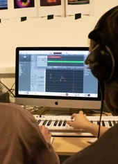 Sangskrivning & Musikproduktion - Klik for at tilmelde dig